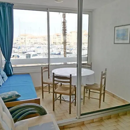 Face Port à 350m Joli T2 Clair 4 Couchages Avec Parking Privé, Draps Serviettes Non Fournies Appartement Leucate